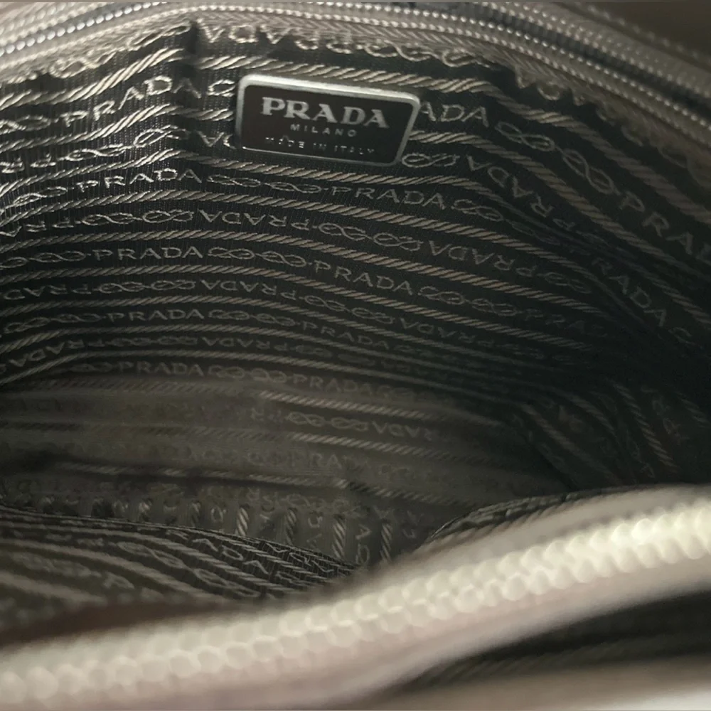 PRADA Vintage Tessuto Nylon Hobo Bag Olive Green Leather Trim B7816 Y2K - Picture 12 of 15